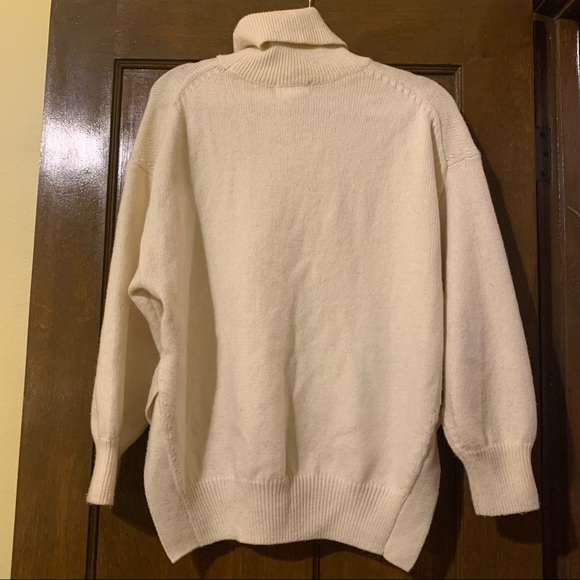H&M Turtleneck Sweater - Picture 2 of 3